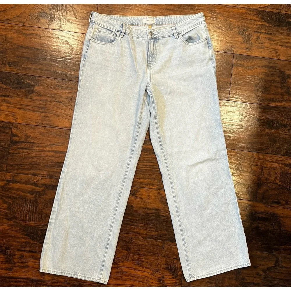 PacSun Low Rise Girlfriend Wide Leg Jeans Light Wash Size 31 - Picture 1 of 11